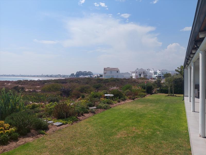 4 Bedroom Property for Sale in Britannia Bay Western Cape